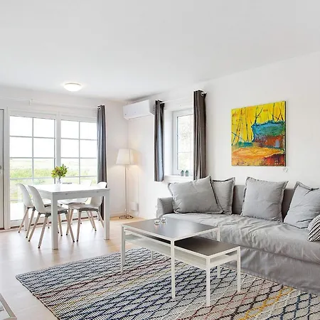 Chic Coastal In *